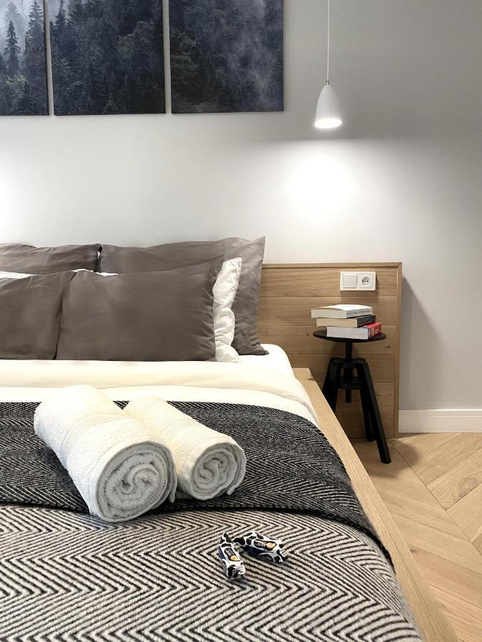 Mycherry - Old Town Apartment - Wiezienna 21C Вроцлав Екстериор снимка